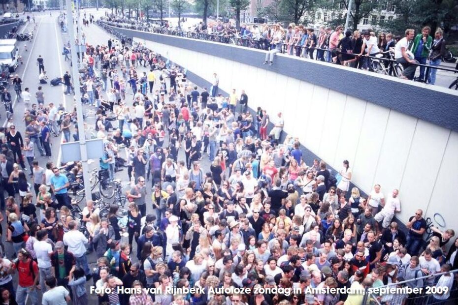 Foto Hans van Rijnberk Autoloze zondag in Amsterdam, september 2009